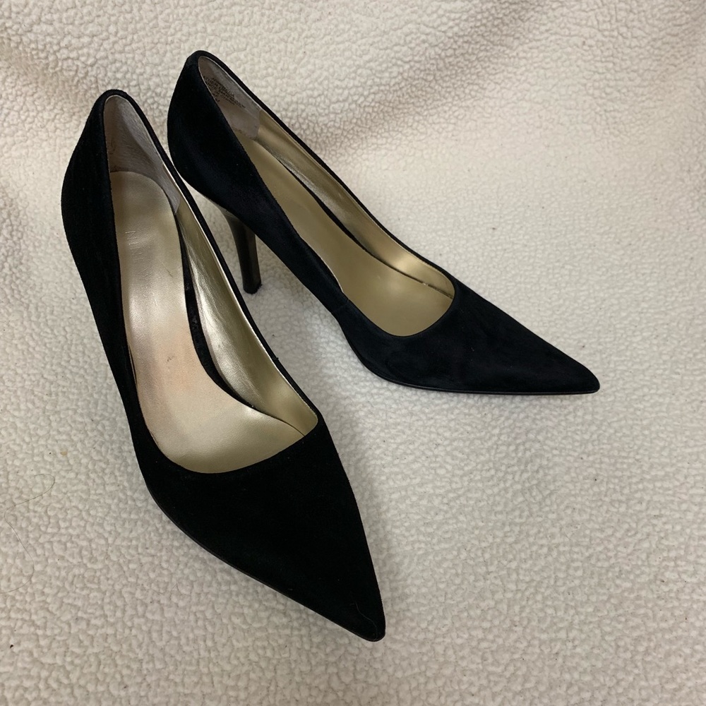 Nine West suede pointed toe heels, Sz. 7.5
